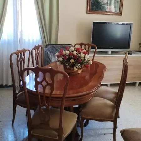 Casa Nieves Pereiras بيت للعطل *